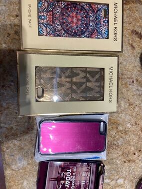 Michael Kors Gold Logo Iphone 5 cases